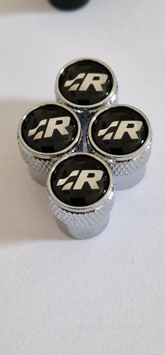 Silver r32 dustcaps - r32,
