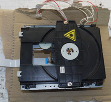 Complete cd drive mechanism