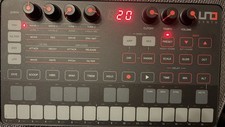 IK Multimedia Uno Synth And