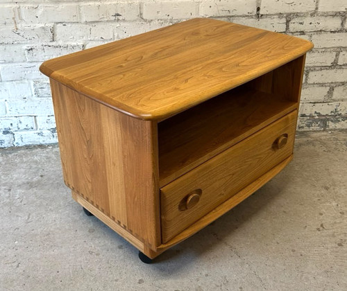 Ercol blonde windsor model - ercol,
