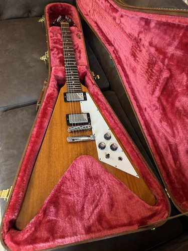 Wow 2022 gibson flying usa - flying,