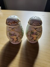 salt and pepper pots novelty