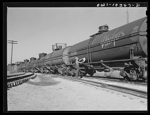 Photo 1942 tank car loaded - tank,