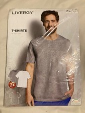 mens tshirt NEW  CONDITION