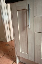 Lot T Kitchen LH 300 door MFI Valencia shaker style Light wood effect used