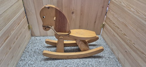 Vintage wooden miniature - wooden,