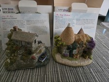 2 X Lilliput Lane out to sea +