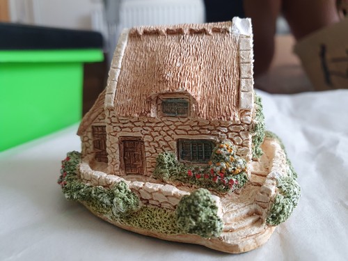 Tanners cottage lilliput lane - tanners,