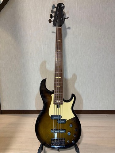 Yamaha bb735a sunburst - yamaha,