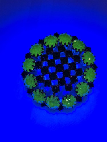 Gorgeous green vintage - green, uranium