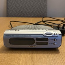 Sony Dream Machine ICF-C273L