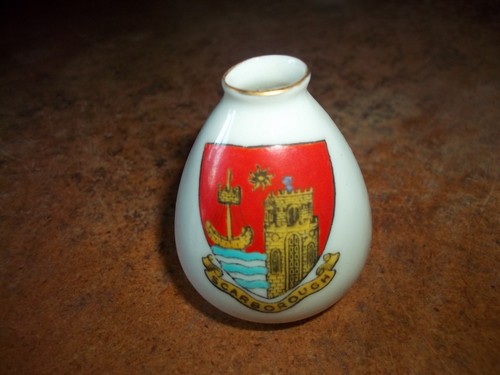Crested ware china scarborough - crested,