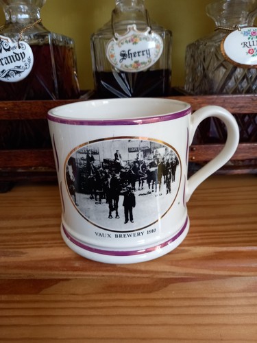Large ceramic wade 1986 year - large,