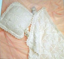 (BB2) VINTAGE LEAF & LACE EDGE BABY BLANKET/PRAM COVER & PILLOW KNITTING PATTERN
