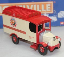 CORGI CLASSICS USA LIONELVILLE - US50602 - MACK AC DELIVERY TRUCK - HOOD & SONS