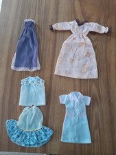 4 Sindy Outfits. Nurse