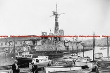 F010056 HMS Amethyst Scrapped