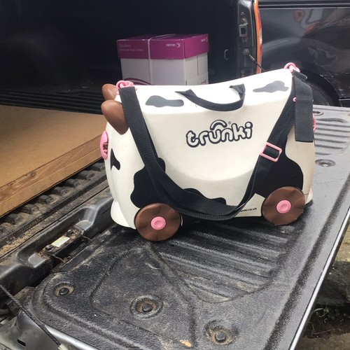 Trunki ride frieda cow - on,