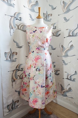 Bnwt gina bacconi blush floral - bnwt,