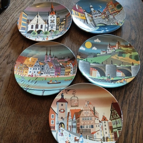 Poole pottery plate - , scene
