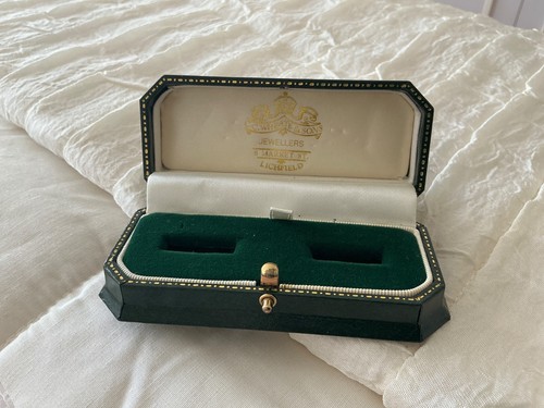 Cufflinks display box vintage - display,