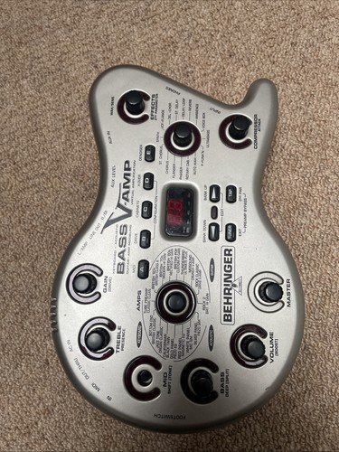 Behringer bass amp pro - bass, v-amp