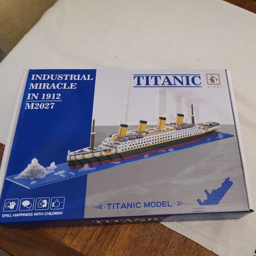 Titanic ship model building - titanic,
