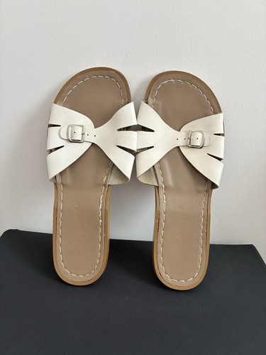 Salt water white leather - water,