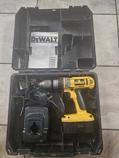 DEWALT DC988 18V CORDLESS DRILL/DRIVER WITH BATTERY & CHARGER *NO RESERVE*