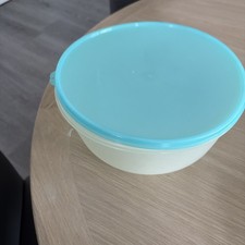 Tupperware Large Mixing Bowl &