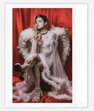 Art model bradley instax wide - art,