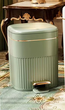 8L Trash Bin with Pedal Lid