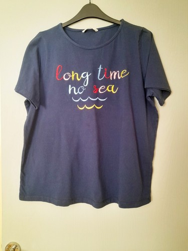 Womens tshirt top - size, 18