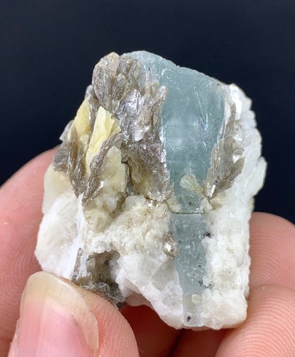 Aquamarine water etched - 77,