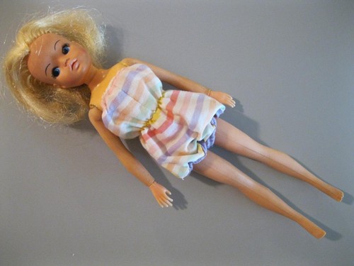 Vintage gen 1077 sindy - gen,