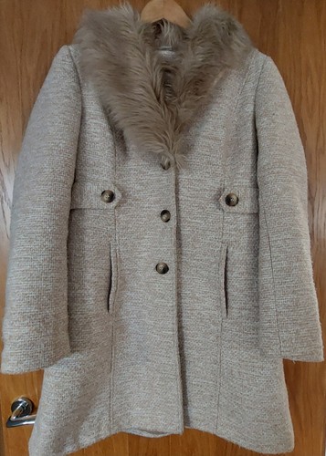 Red herring faux fur collar - red,