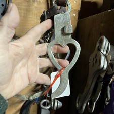 Silver Heart Show Curb Bit On