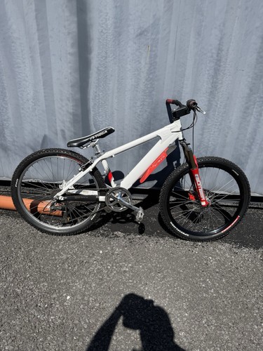 Saracen jump bike - saracen,