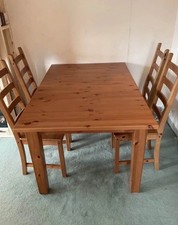 Solid Pinewood Extendable