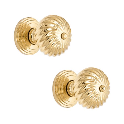 Door knobs twisted - door, swirl