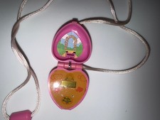 Vintage 90s polly pocket 2 in
