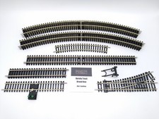 Hornby Extended Oval Track Layout & Siding with Power Track - Brand New