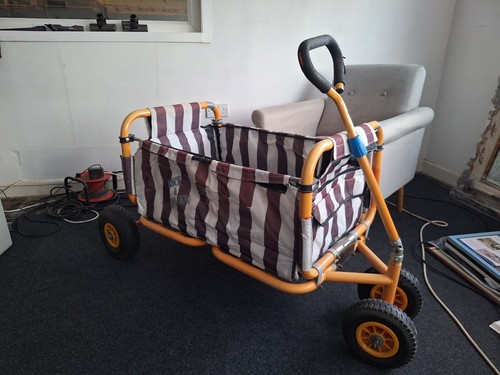 Heavy duty folding beach
