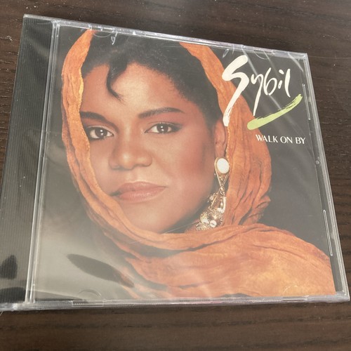 Sybil walk by - :, on