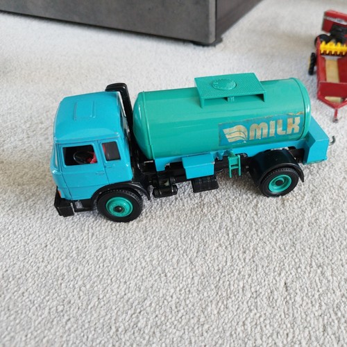Retro vintage britains milk - retro,