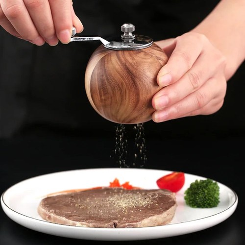 Spherical pepper grinder - pepper,