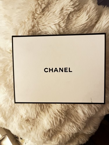 Chanel empty gift bag and - empty,