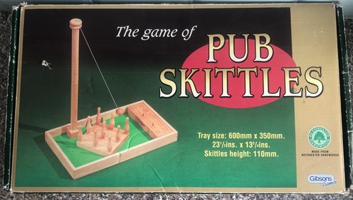 Gibsons games wooden pub - gibsons,