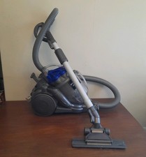 Dyson dc19 blue 1600W cylinder