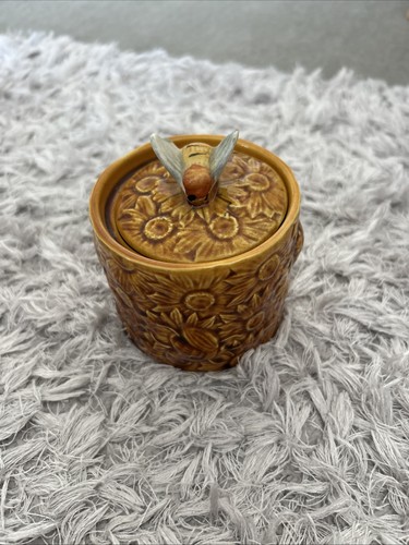 Vintage ceramic honey pot with - honey,